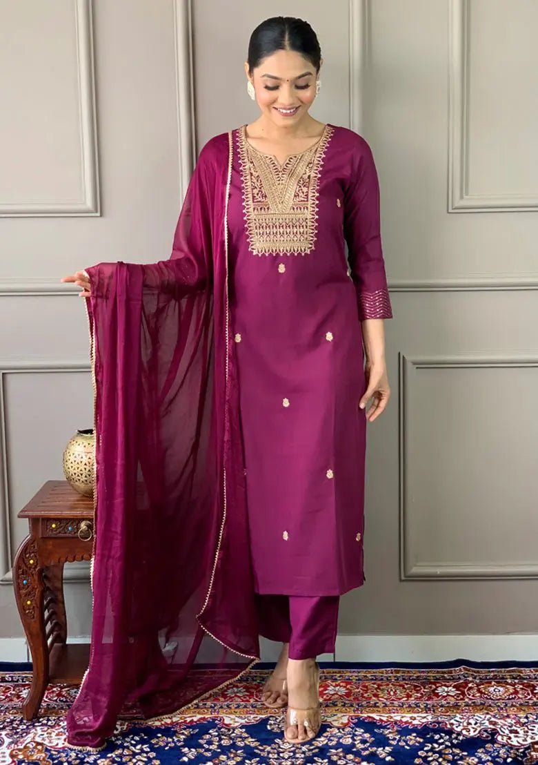 Purple Embroidered Rayon Slub Kurta Set Pehenawa