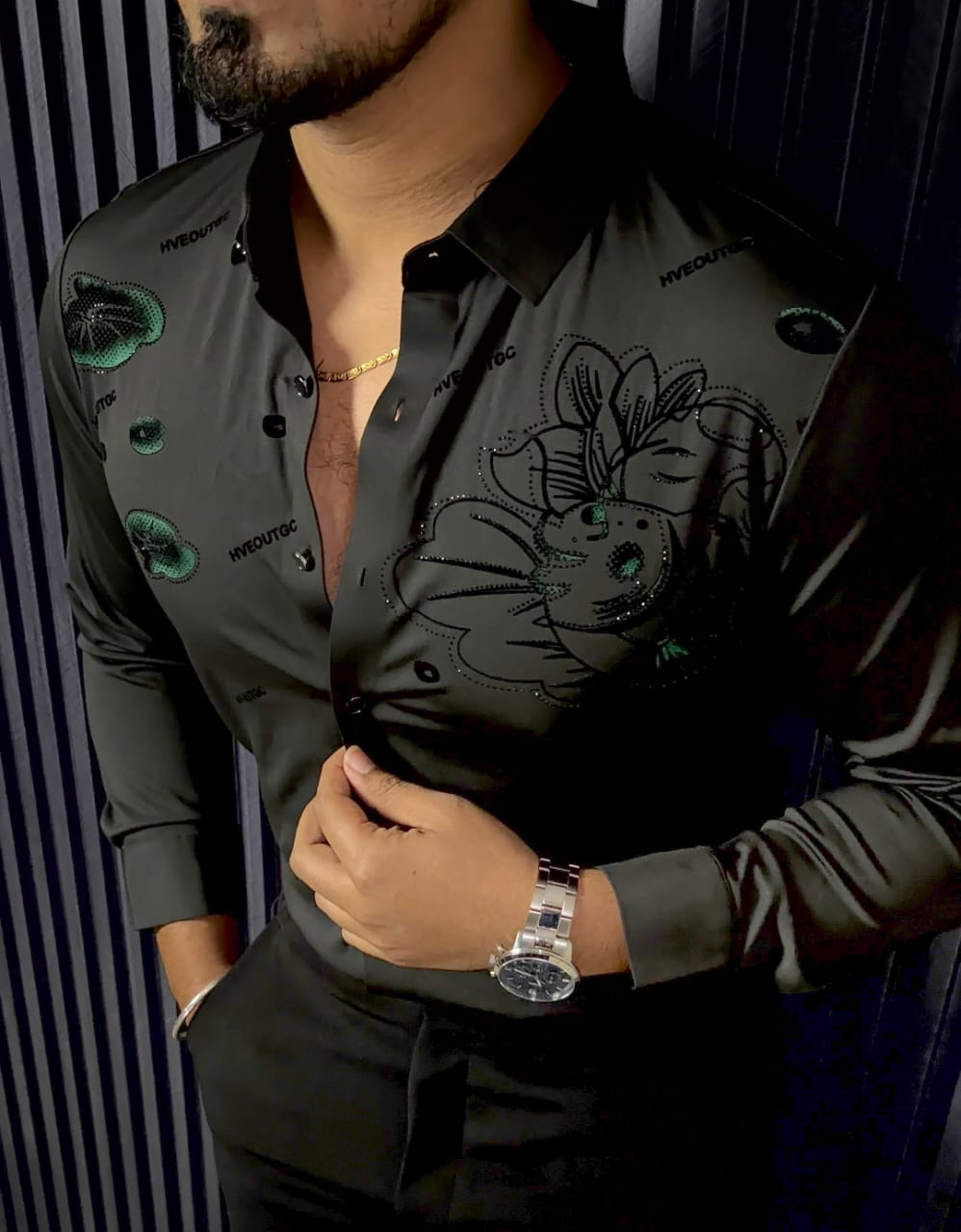 VELOR FLORA STITCHLESS SHIRT - SET OF 12 PCS ( M L XL XXL )  x Rs. 1195