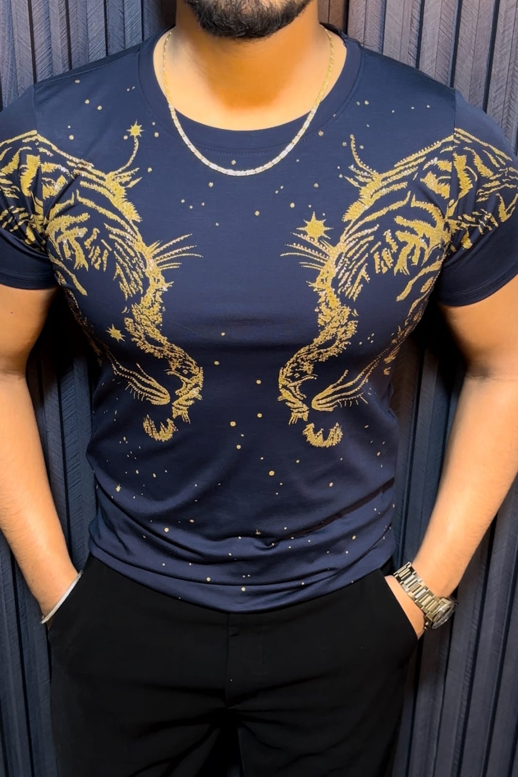 DOUBLE SIDE TIGER ROAR TSHIRT - SET OF 16 PCS (M L XL XXL) x Rs.495