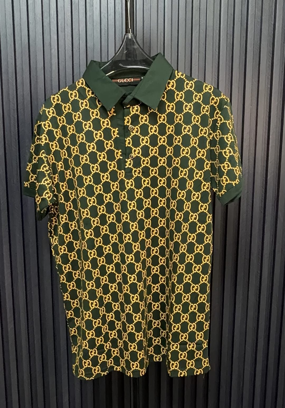 GUCCI GOLD PRINT ALL OVER IMPORTED TSHIRT - SET OF 20 PCS (M L XL XXL) x Rs.495