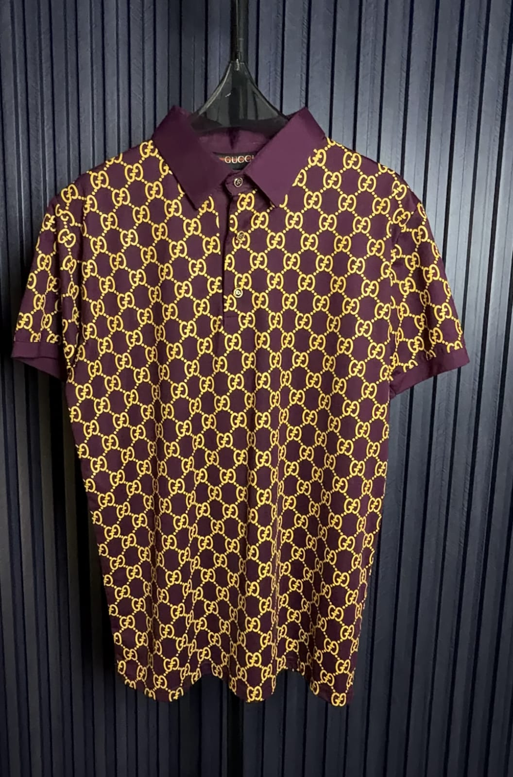 GUCCI GOLD PRINT ALL OVER IMPORTED TSHIRT - SET OF 20 PCS (M L XL XXL) x Rs.495