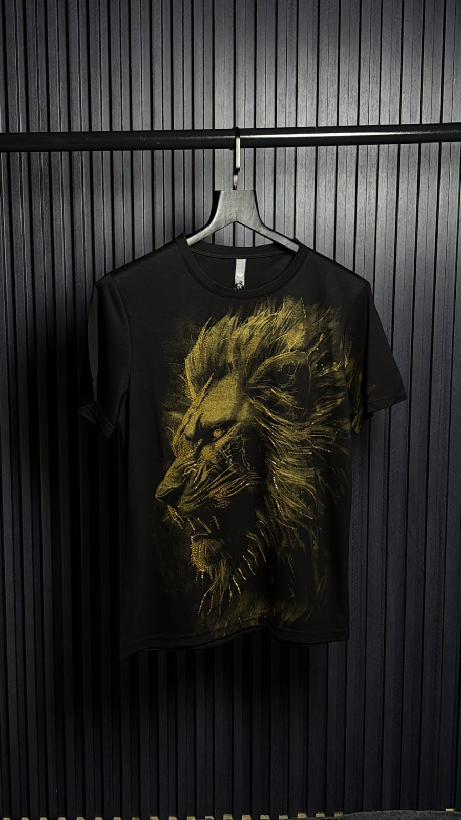 LION ROARING CHINA IMPORTED TSHIRT - SET OF 8 PCS (M L XL XXL) x Rs. 595