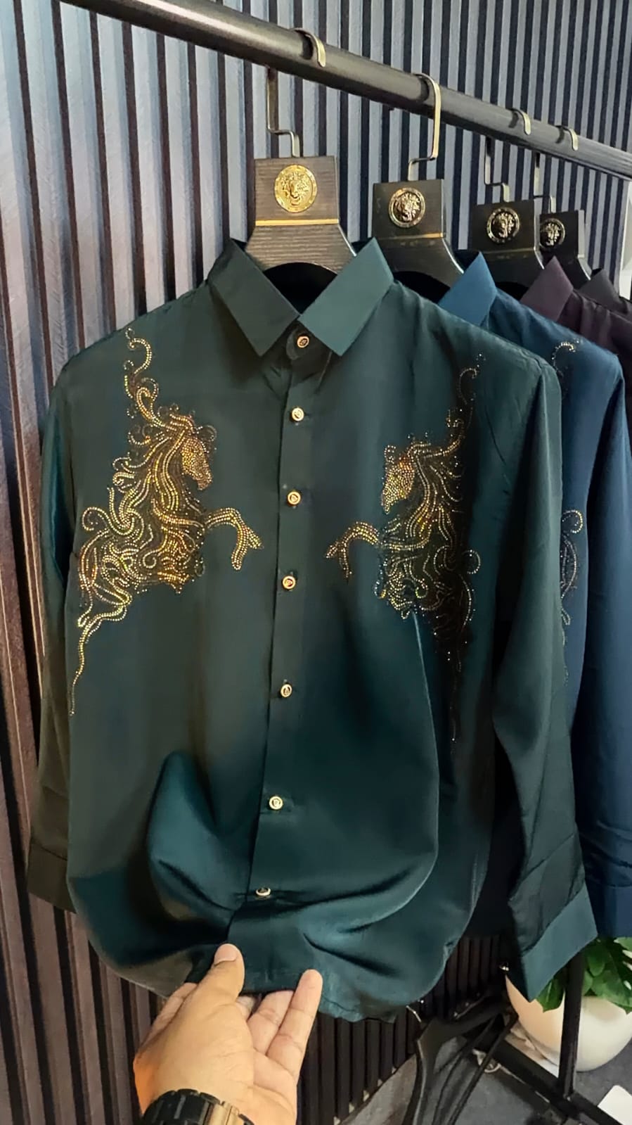 ALPHA HORSE DIAMOND SHIRT - SET OF 16 PCS ( M L XL XXL )  x Rs. 795