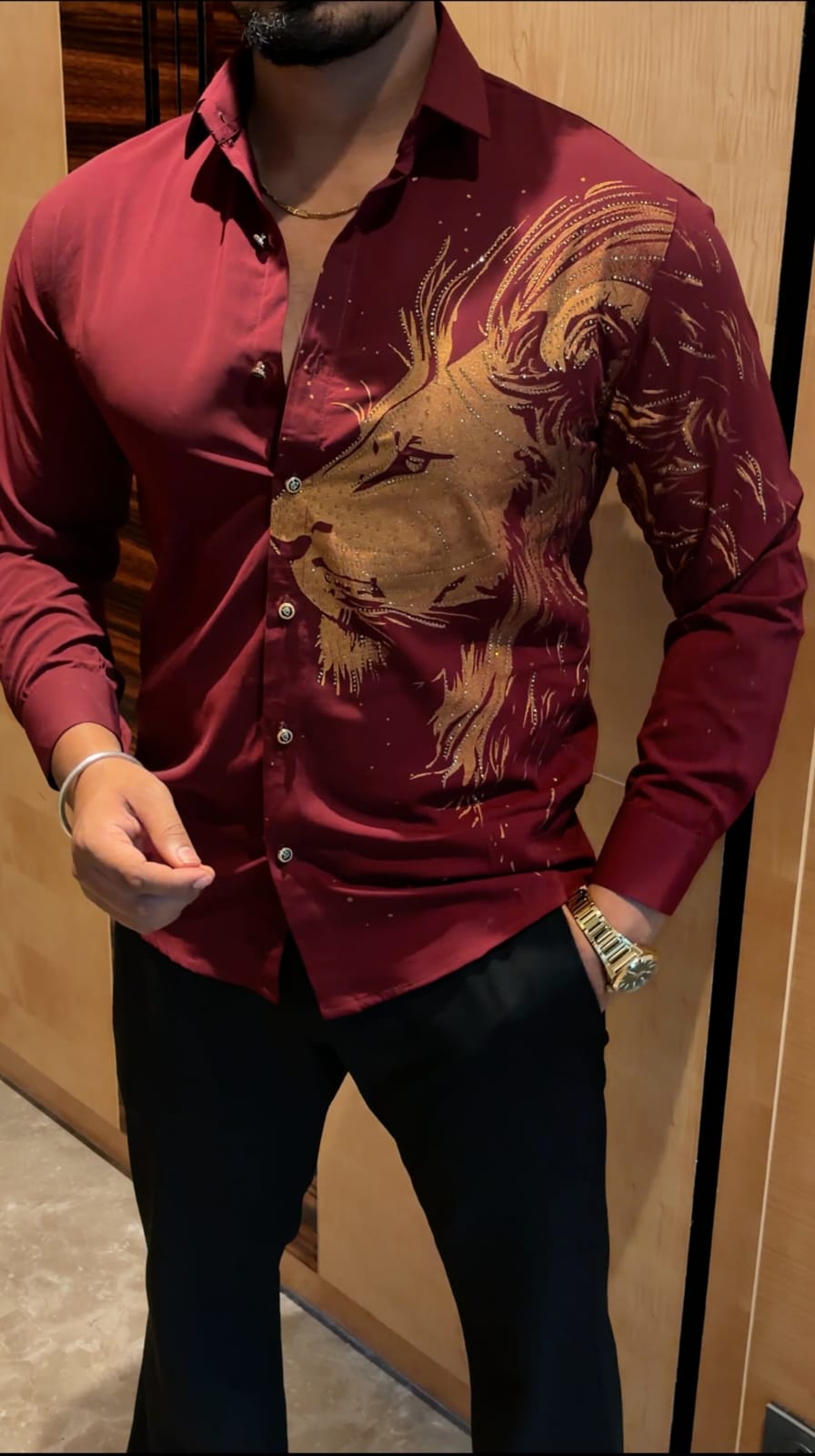 SIDE LION FACE JACQUARD JAPANESE SHIRT - SET OF 15 PCS ( M L XL )  x Rs. 795