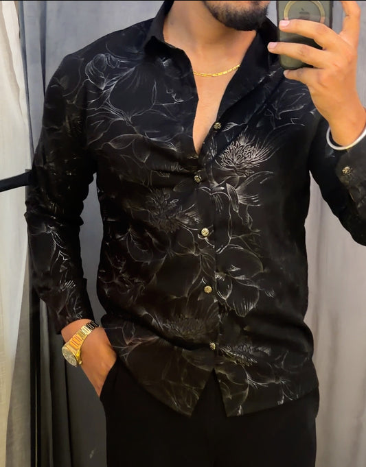 METALLIC PRINT JAPANESE SHIRT - SET OF 6 PCS ( M L XL )  x Rs. 795