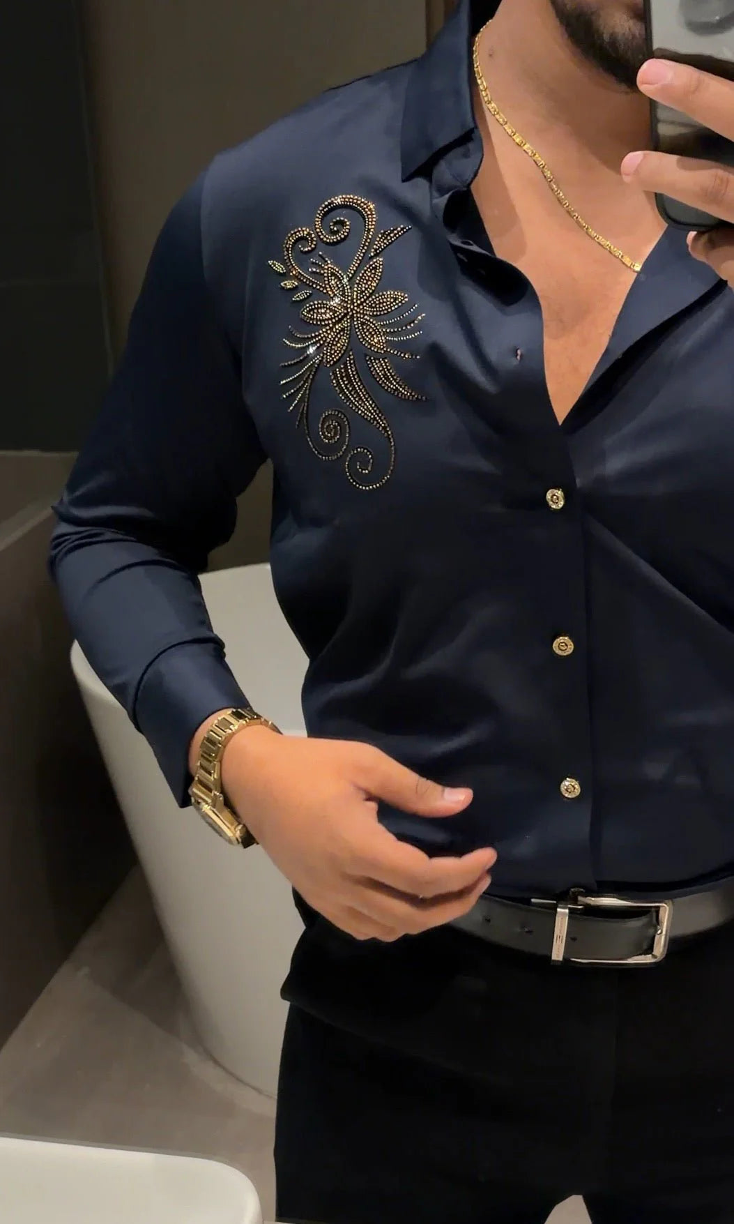 BLOOM LUXE STITCHLESS JACQUARD SHIRT - SET OF 20 PCS ( M L XL XXL )  x Rs. 1195 (Copy)