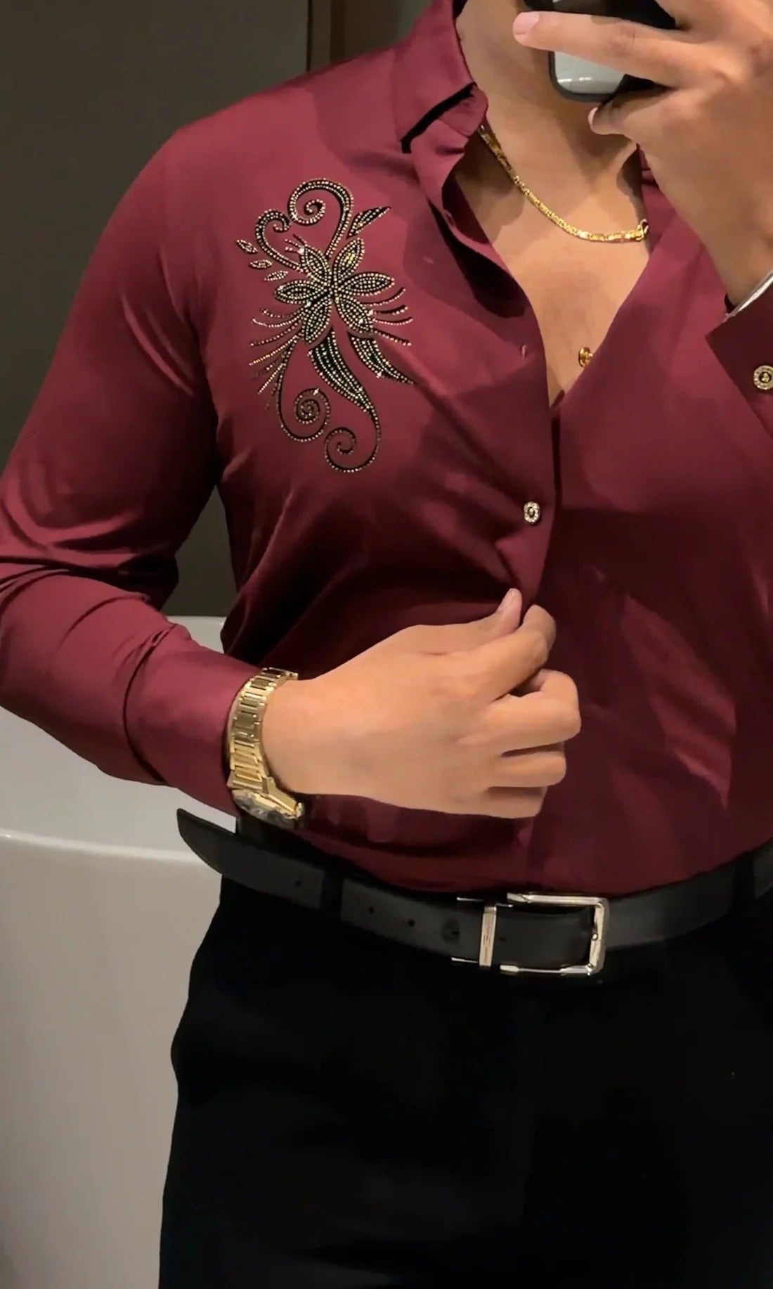 BLOOM LUXE STITCHLESS JACQUARD SHIRT - SET OF 20 PCS ( M L XL XXL )  x Rs. 1195 (Copy)