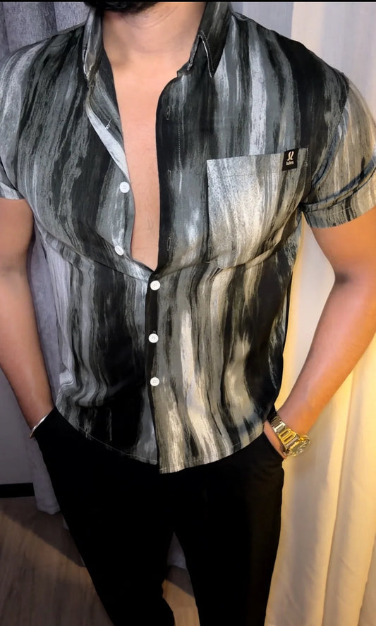 ABSTRACT PRINT HALF SLEEVE SHIRT  - SET OF 24 PCS ( M L XL XXL )  x Rs. 695