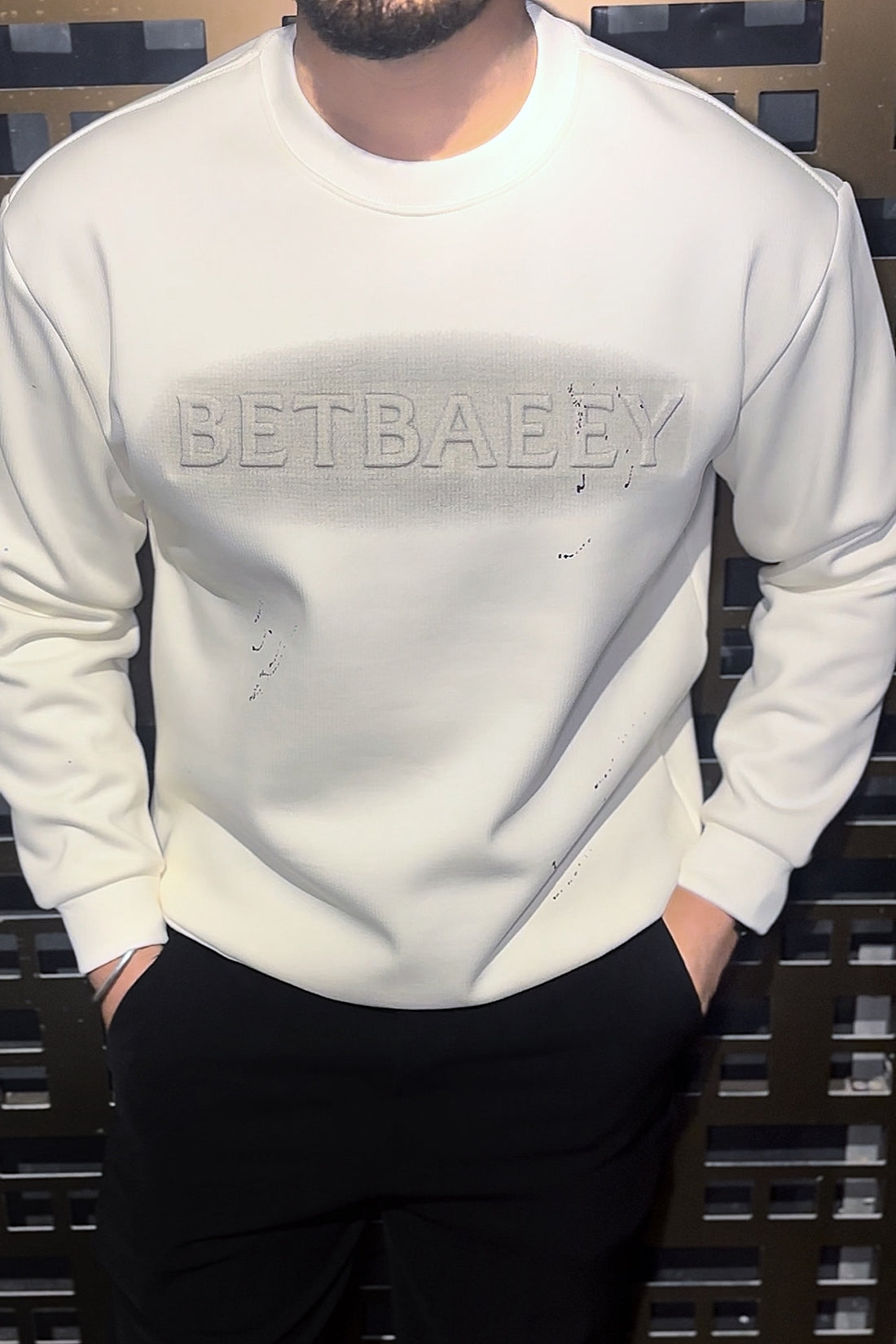 IMPORTED CHINA SWEATSHIRT - SET OF 4 PCS ( M L XL XXL ) x Rs.895