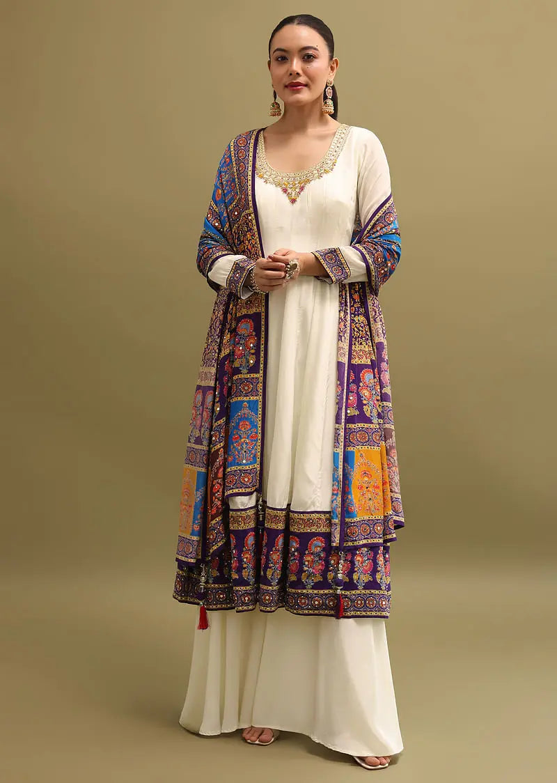 White Embroidered Crepe Kurta Suit Set Pehenawa